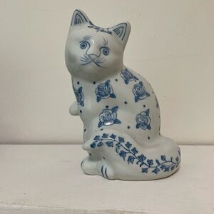 Vintage Ganz blue and white cat